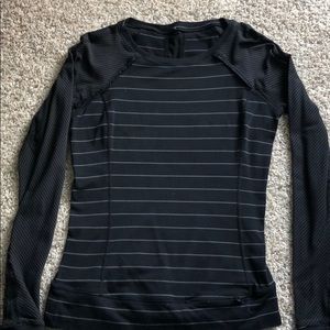 Lululemon long sleeve shirt